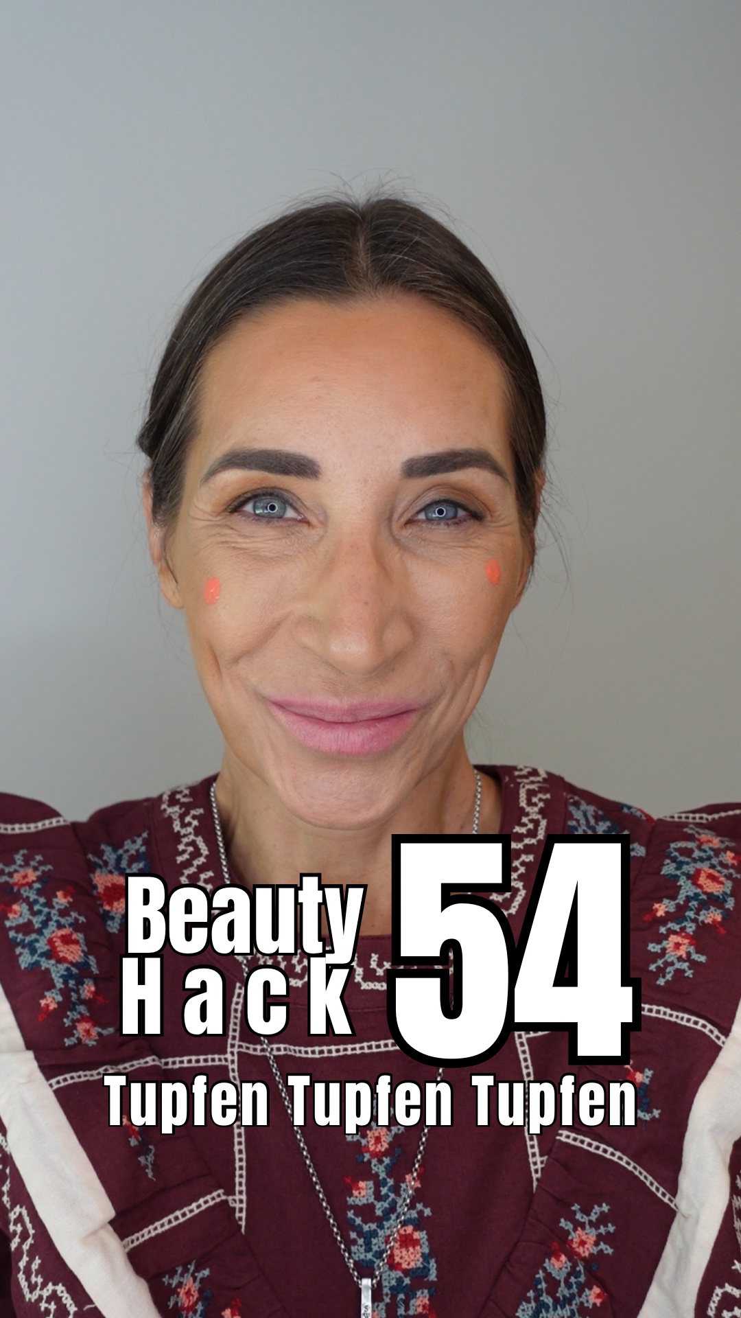Make-up: Tupftechnik – Foundation sanft auftupfen
